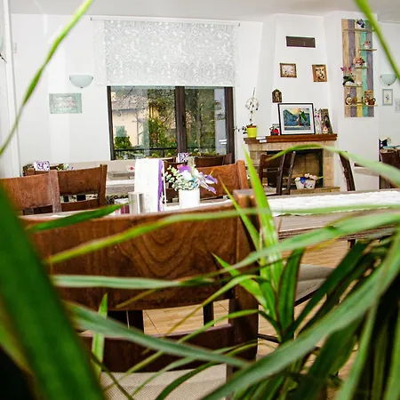 Sveti Nikola Family Hotel *