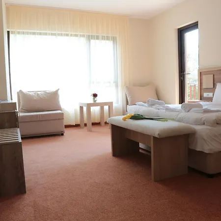 Sveti Nikola Family Hotel *
